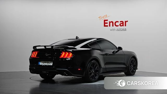 Ford Mustang 2021 Черный из Кореи