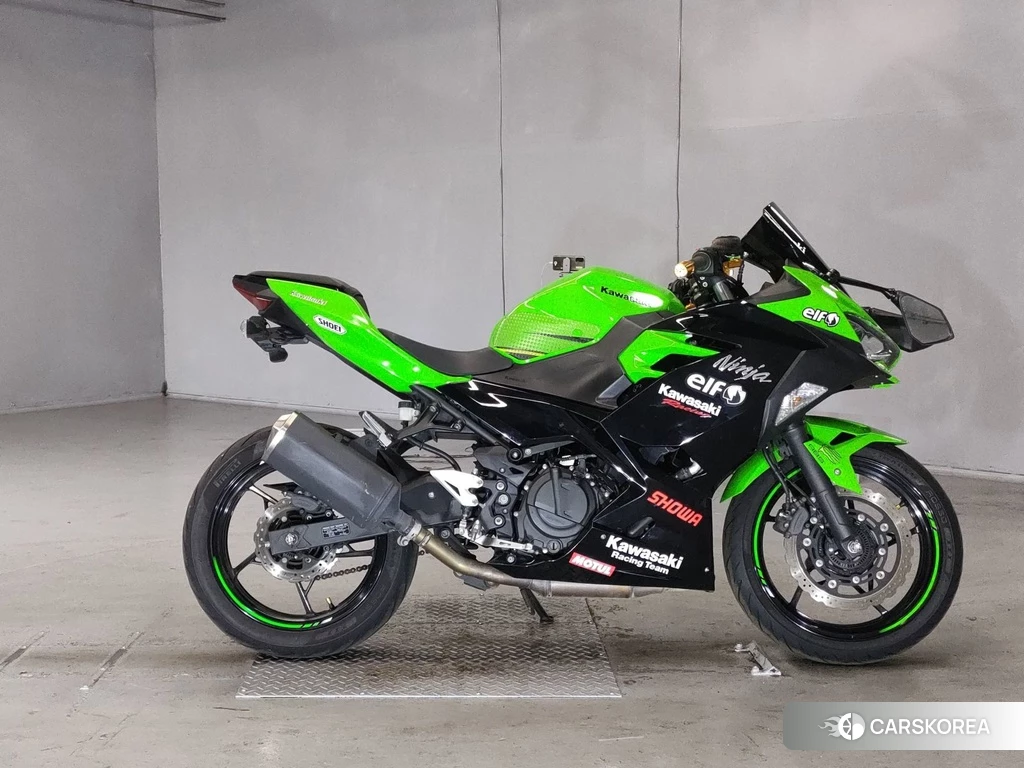Проданный Kawasaki NINJA 250 2018 из Японии, фото 2