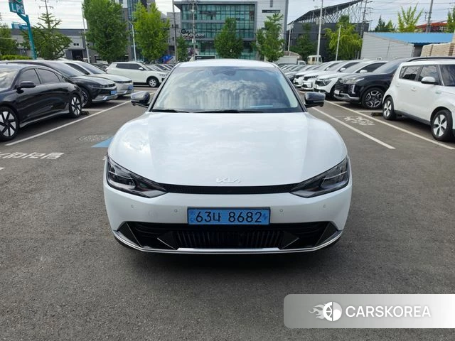 Kia EV6 2022 Белый из Кореи
