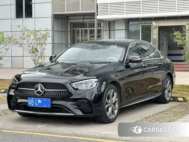 Mercedes-Benz E-class 2022 Черный из Китая