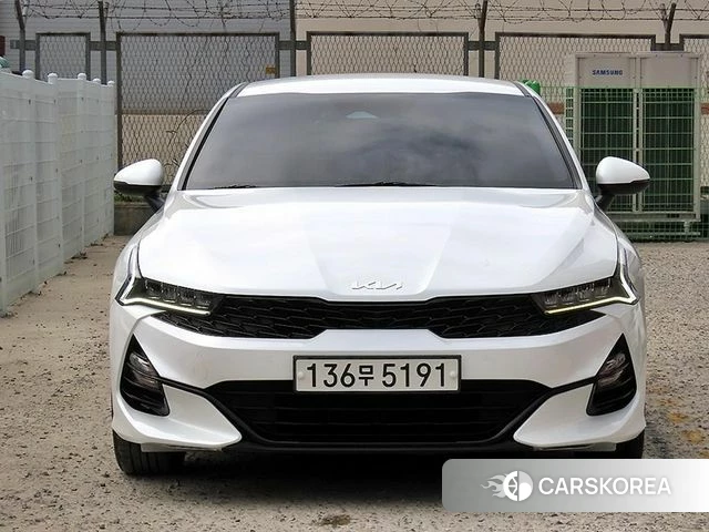 Kia K5 3rd generation 2022 Белый из Кореи