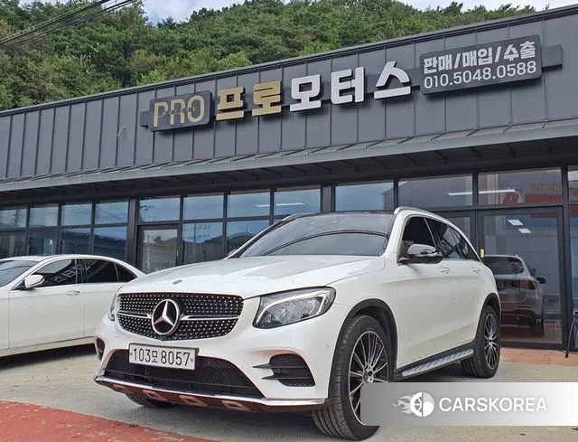 Mercedes-Benz GLC-Class X253 2019 Белый из Кореи