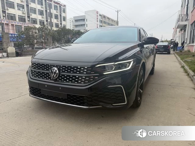 Volkswagen Passat 2023 Черный из Китая