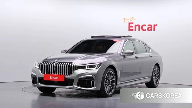 BMW 7 Series (G11) 2021 Серебристо-серый из Кореи