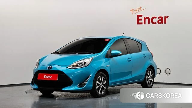 Toyota Prius C 2018 Синий из Кореи