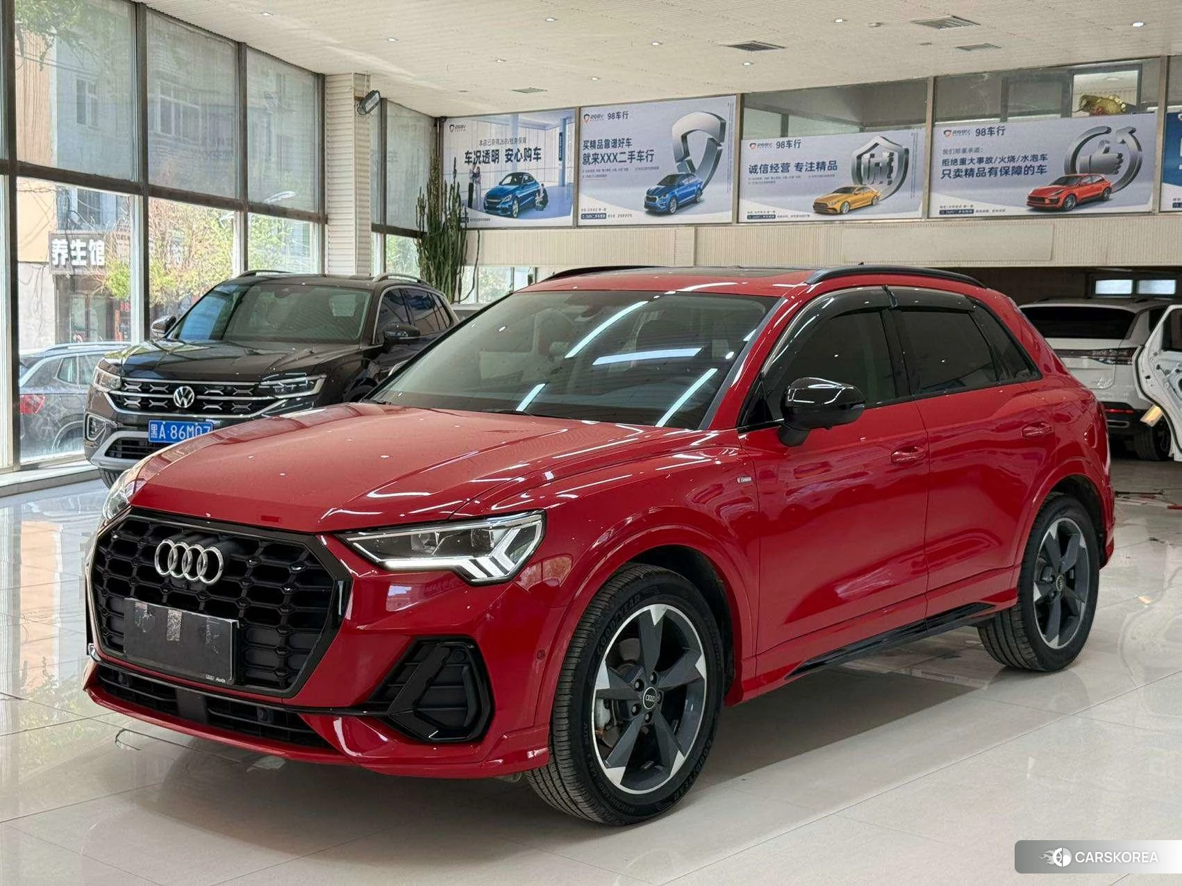 Audi Q3 2022 Красный из Китая