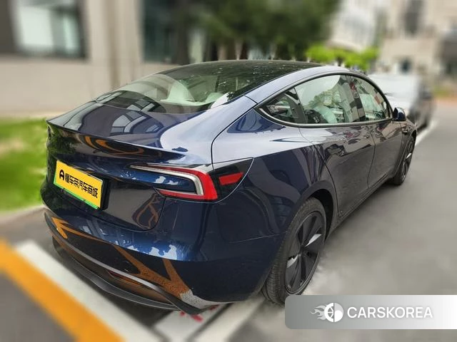 Tesla Model 3 2026 Синий из Китая