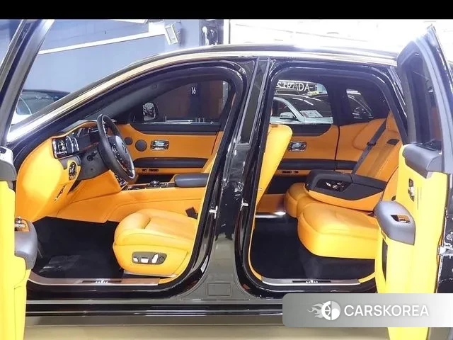 Rolls-Royce Ghost 2nd Generation 2021 Черный из Кореи