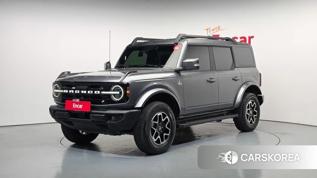 Ford Bronco 6th Generation 2022 Серый из Кореи