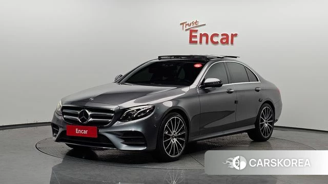 Mercedes-Benz E-Class W213 2019 Серый из Кореи