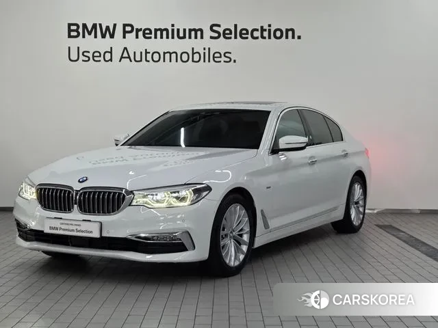 BMW 5 Series (G30) 2018 Белый из Кореи
