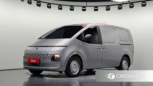Hyundai Staria 2022 Серебряный из Кореи