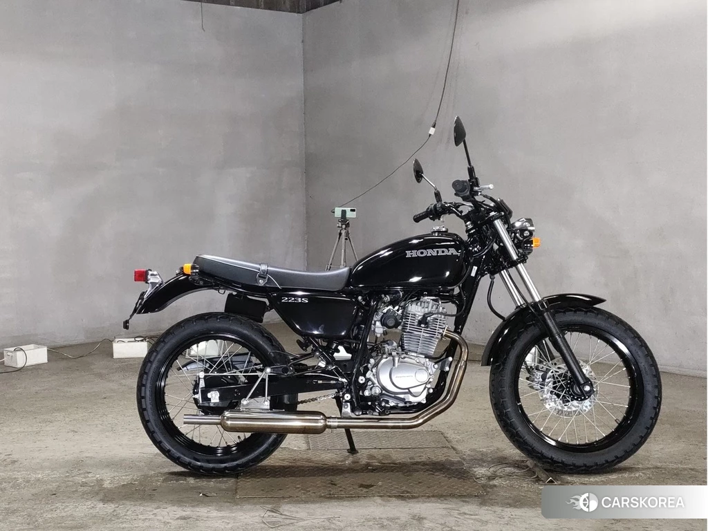 Проданный Honda CB223S 2014 из Японии