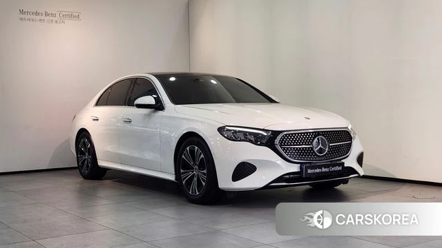 Mercedes-Benz E-Class W214 2024 Белый из Кореи