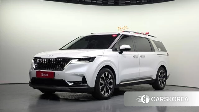 Kia Carnival 4th generation 2023 Белый из Кореи