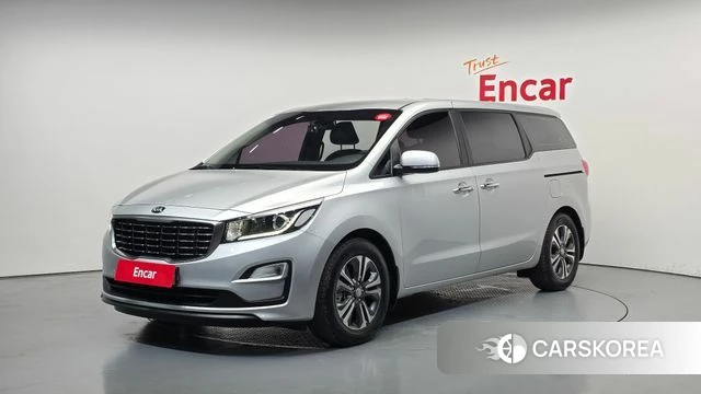 Kia The New Carnival 2018 Серебристо-серый из Кореи