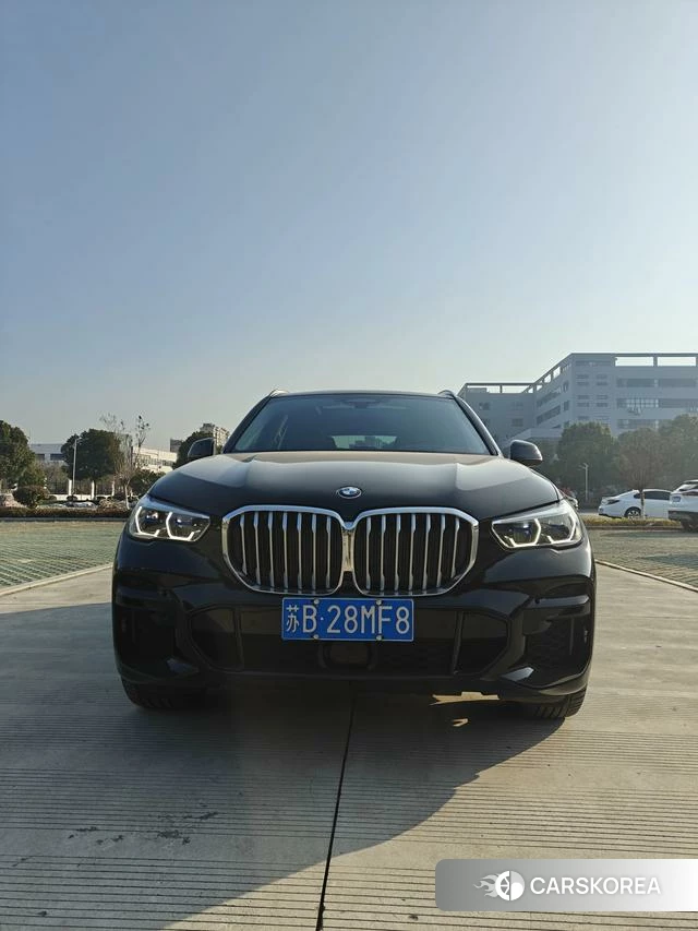 BMW X5 (imported) 2022 Черный из Китая