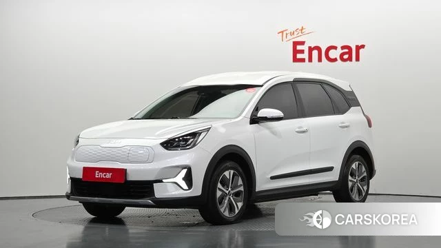 Kia Niro Plus 2022 Белый из Кореи