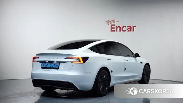 Tesla Model 3 2024 Белый из Кореи