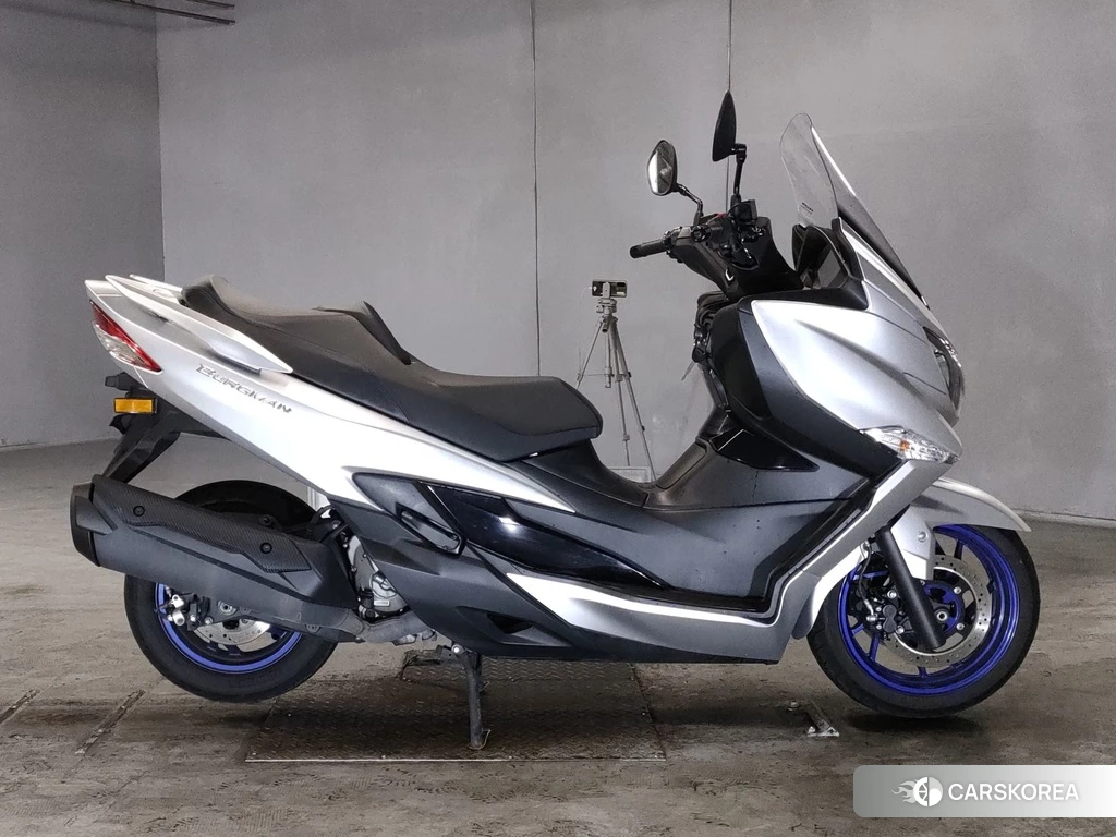 Проданный Suzuki BURGMAN 400 2021 из Японии
