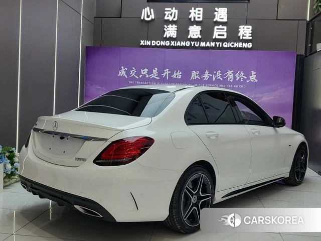 Mercedes-Benz Class C 2021 Белый из Китая