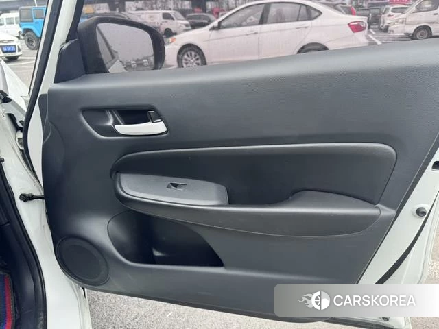 Honda Fit 2022 Белый из Китая
