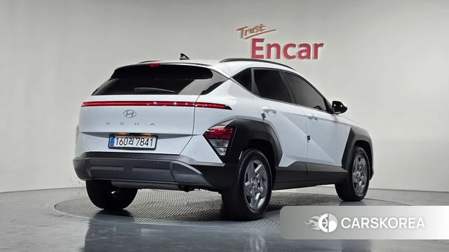 Hyundai Kona (SX2) 2024 Белый из Кореи