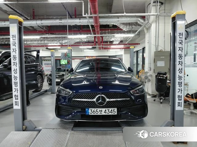 Mercedes-Benz C-Class W206 2022 Синий из Кореи