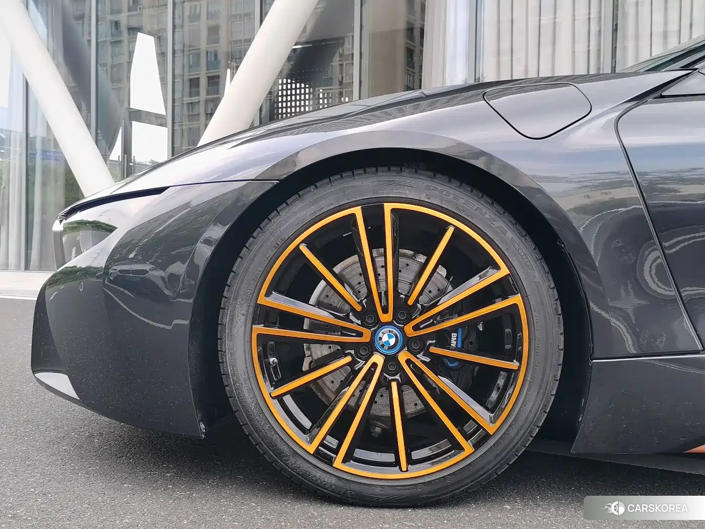 BMW i8 2020 Silver/gray из Китая