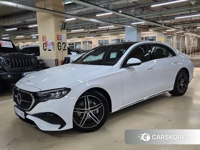 Mercedes-Benz E-Class W214 2025 Белый из Кореи