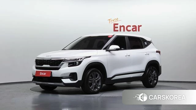 Kia Seltos 2022 Белый из Кореи