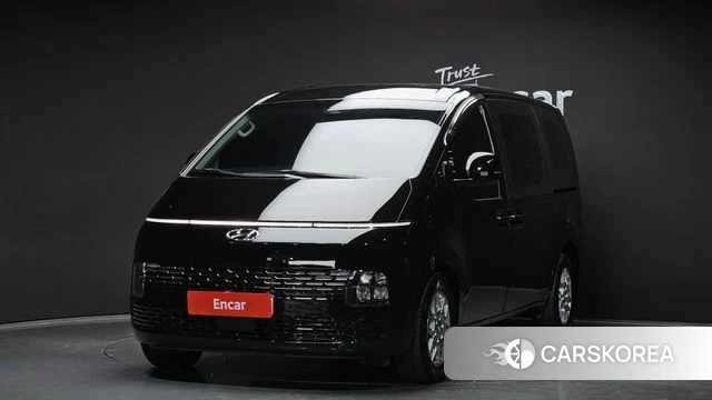 Hyundai Staria 2023 Черный из Кореи