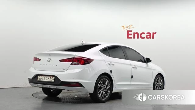 Hyundai The New Avante AD 2019 Белый из Кореи