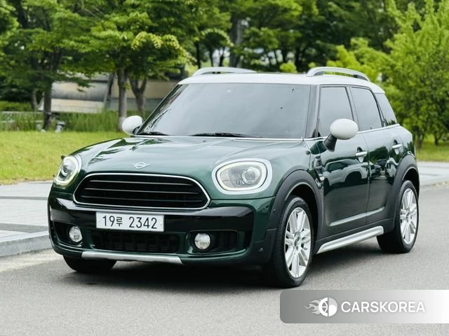 Mini Cooper Countryman 2019 Зеленый из Кореи