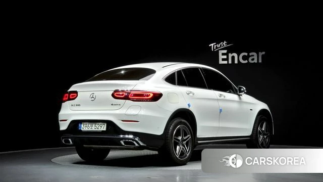 Mercedes-Benz GLC-Class X253 2021 Белый из Кореи