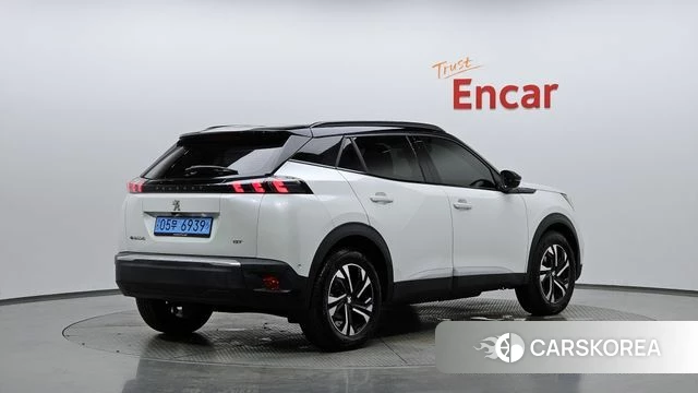 Peugeot e-2008 second generation 2023 Белый из Кореи
