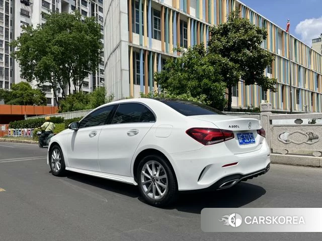 Mercedes-Benz Class A 2021 Белый из Китая