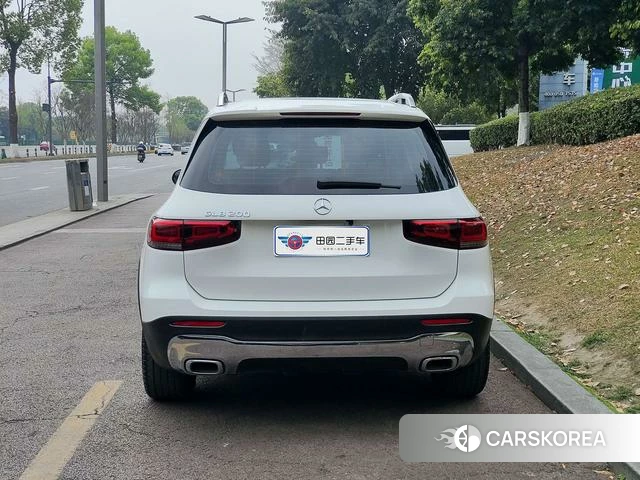 Mercedes-Benz GLB 2022 Белый из Китая