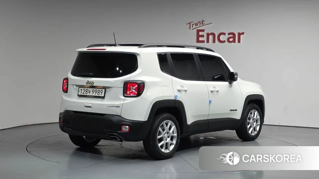 Jeep Renegade 2021 Белый из Кореи