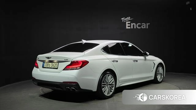 Genesis G70 2019 Белый из Кореи