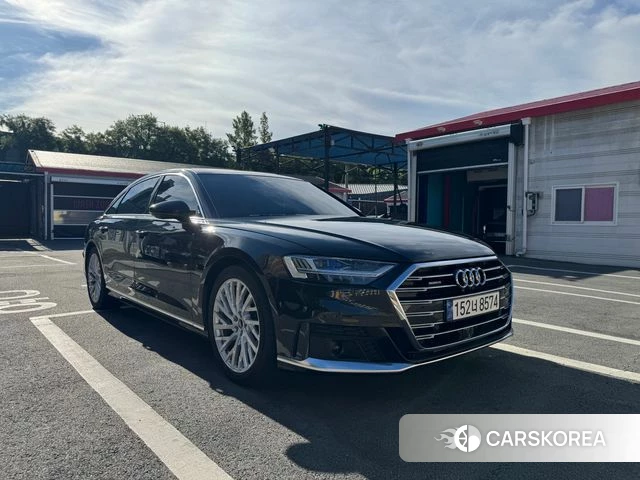 Audi A8 (D5) 2021 Черный из Кореи