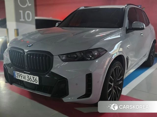 BMW X5 (G05) 2026 Светло-серебряный цвет из Кореи