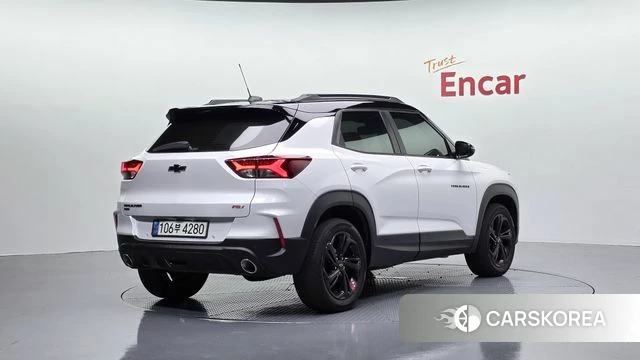 Chevrolet (GM Daewoo) Trailblazer 2021 Белый из Кореи