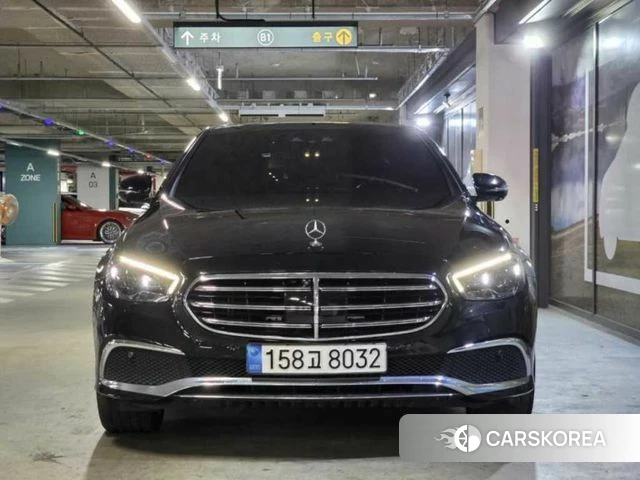 Mercedes-Benz E-Class W213 2023 Черный из Кореи