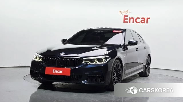 BMW 5 Series (G30) 2019 Черный из Кореи