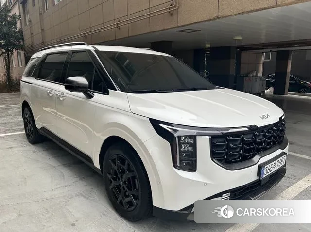 Kia The New Carnival 4th Generation 2025 Белый из Кореи