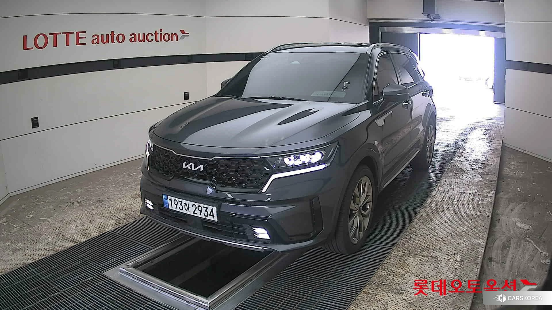 Kia Sorento 2022 Platinium Graphite из Кореи