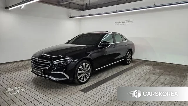 Mercedes-Benz E-Class W213 2023 Черный из Кореи