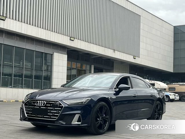 Audi A7L 2023 Синий из Китая