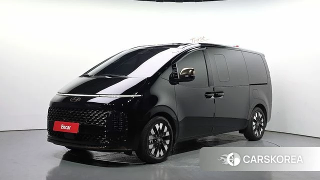 Hyundai Staria 2025 Черный из Кореи